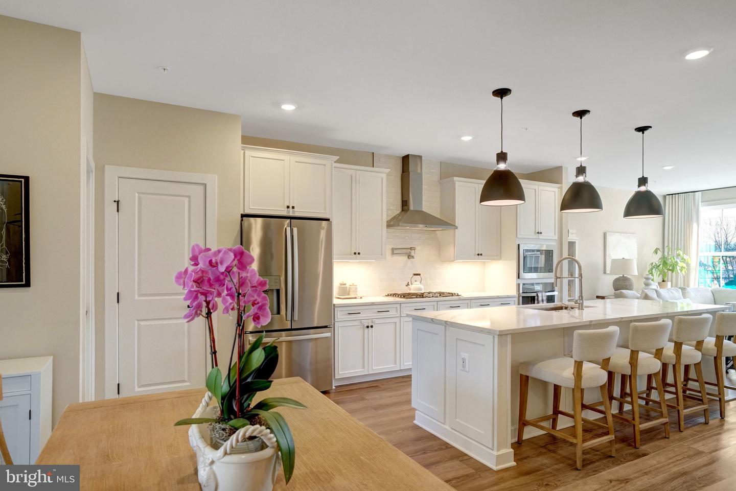 5369 8th Road S, Arlington