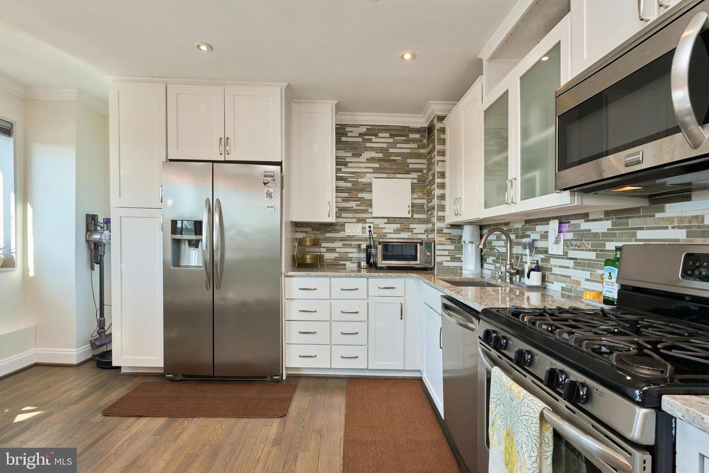 1300 S Arlington Ridge Road #504, Arlington