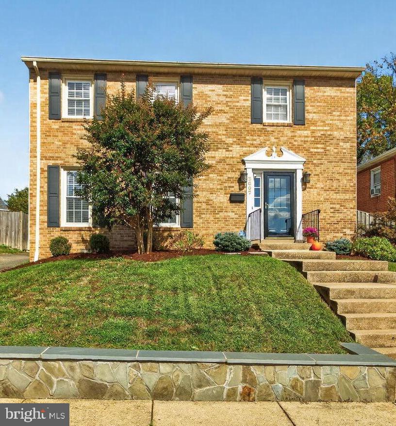 2607 Washington Boulevard, Arlington