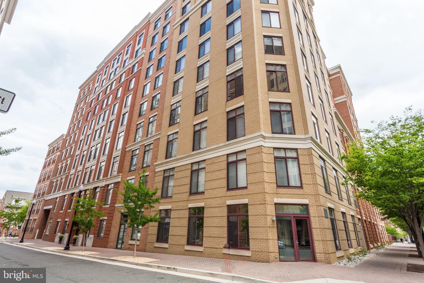 1201 N Garfield Street #612, Arlington