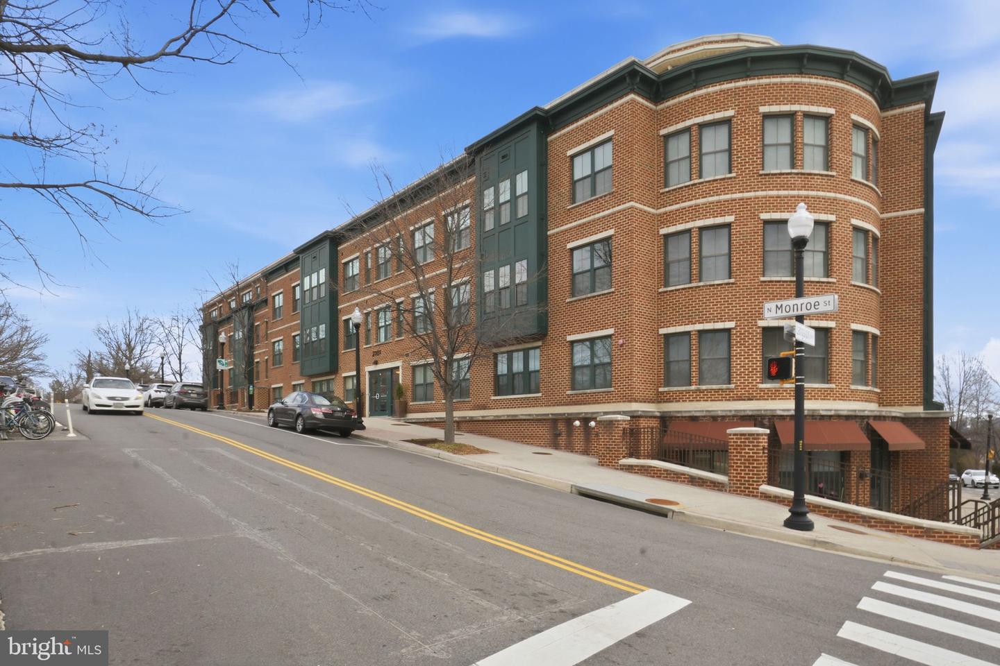 2101 N Monroe Street #201, Arlington