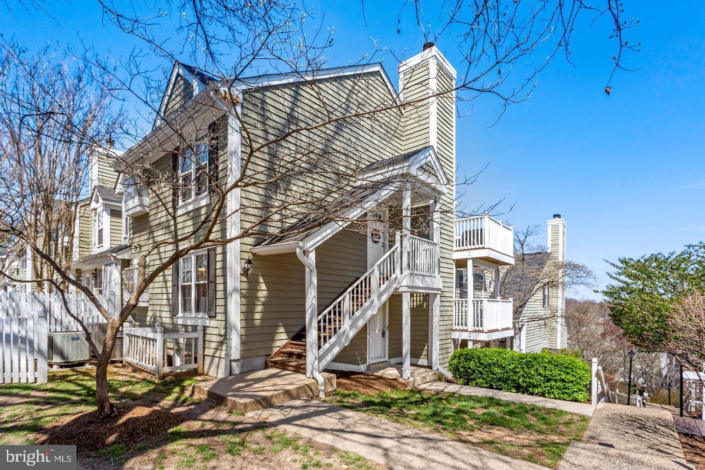 2805 S Woodrow Street #1