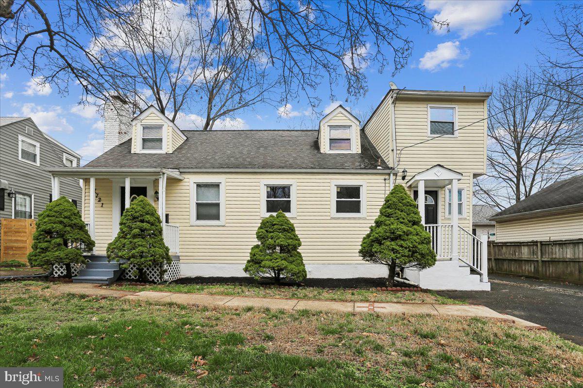 1721 S Monroe Street S, Arlington