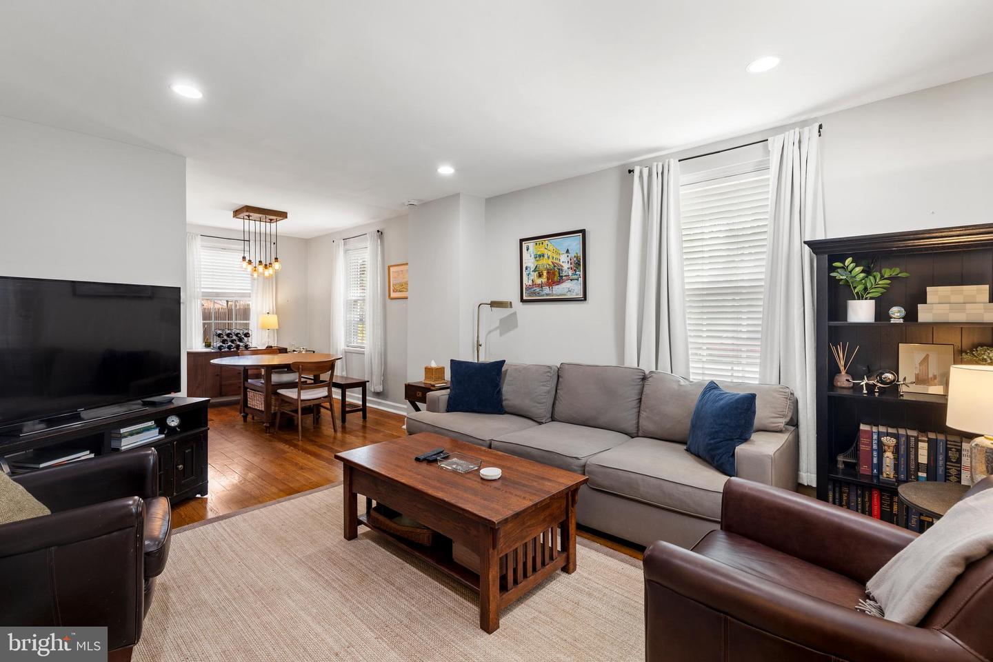 3045 S Abingdon Street, Arlington