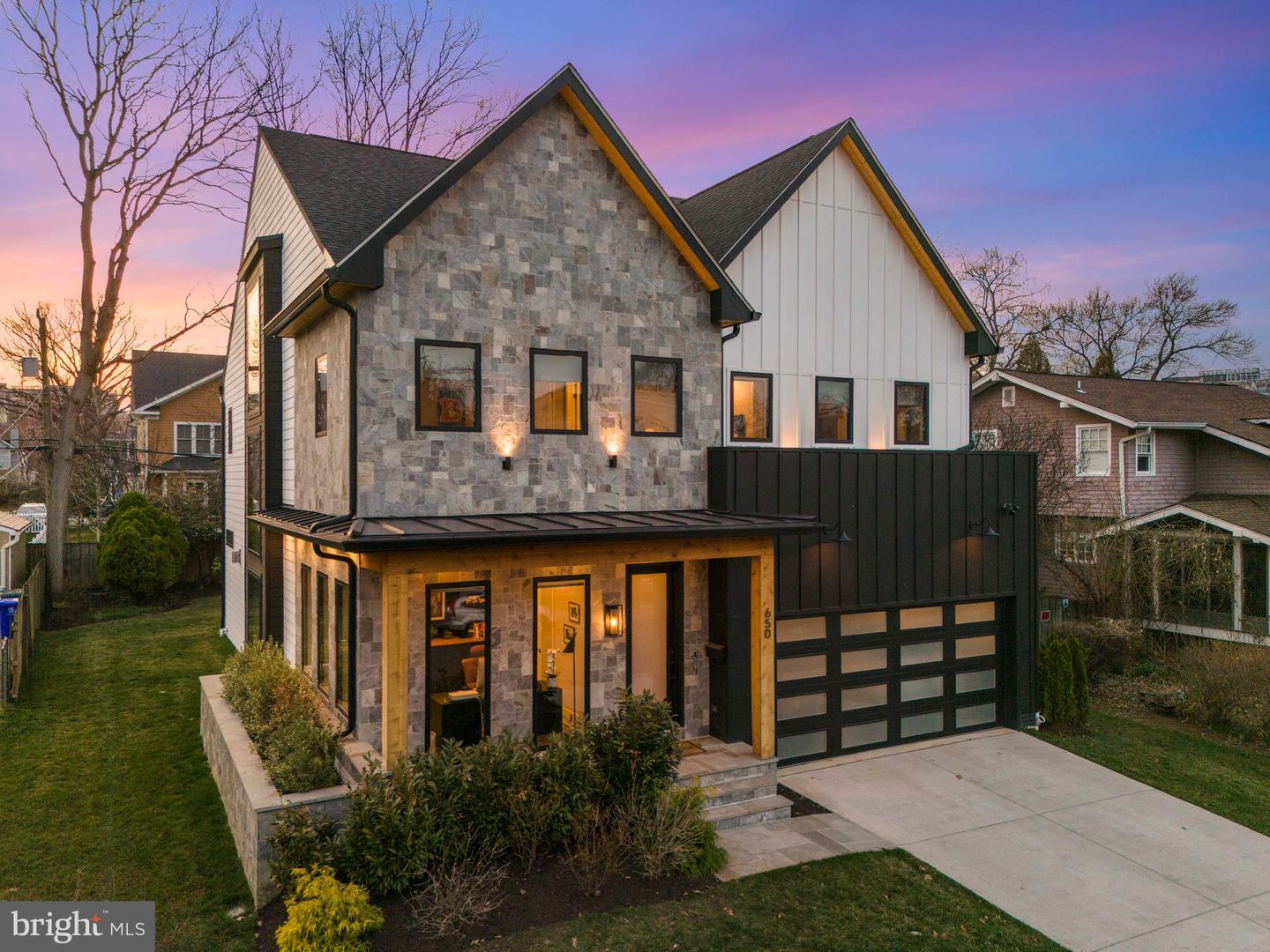 650 N Jackson Street, Arlington