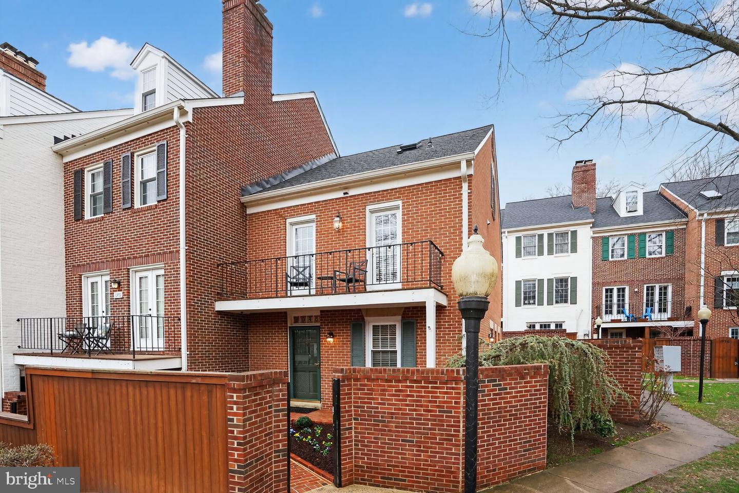 1945 N Calvert Street #1, Arlington
