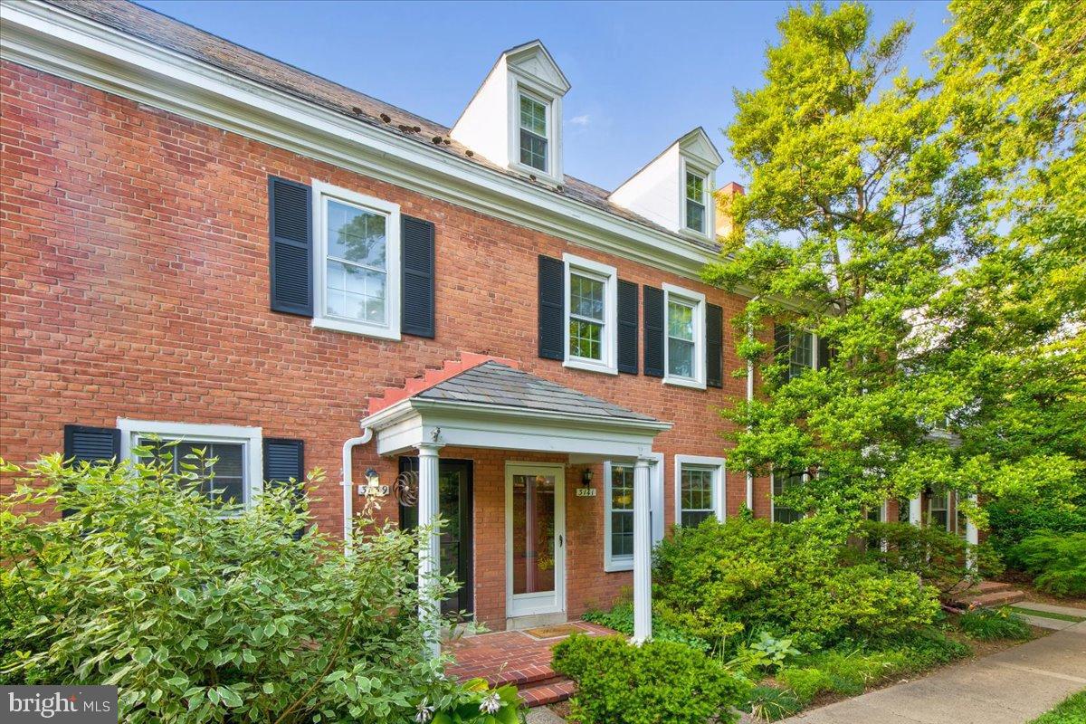 3141 S Stafford Street, Arlington