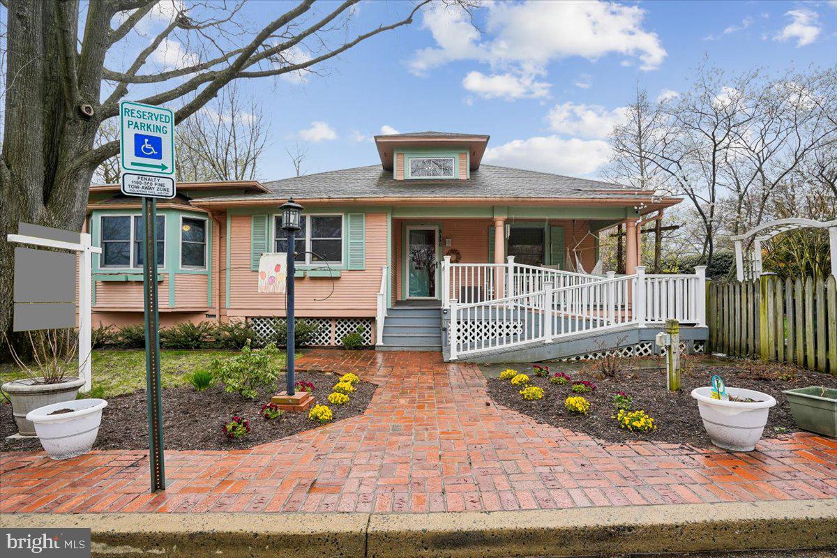 3130 5th Street N, Arlington