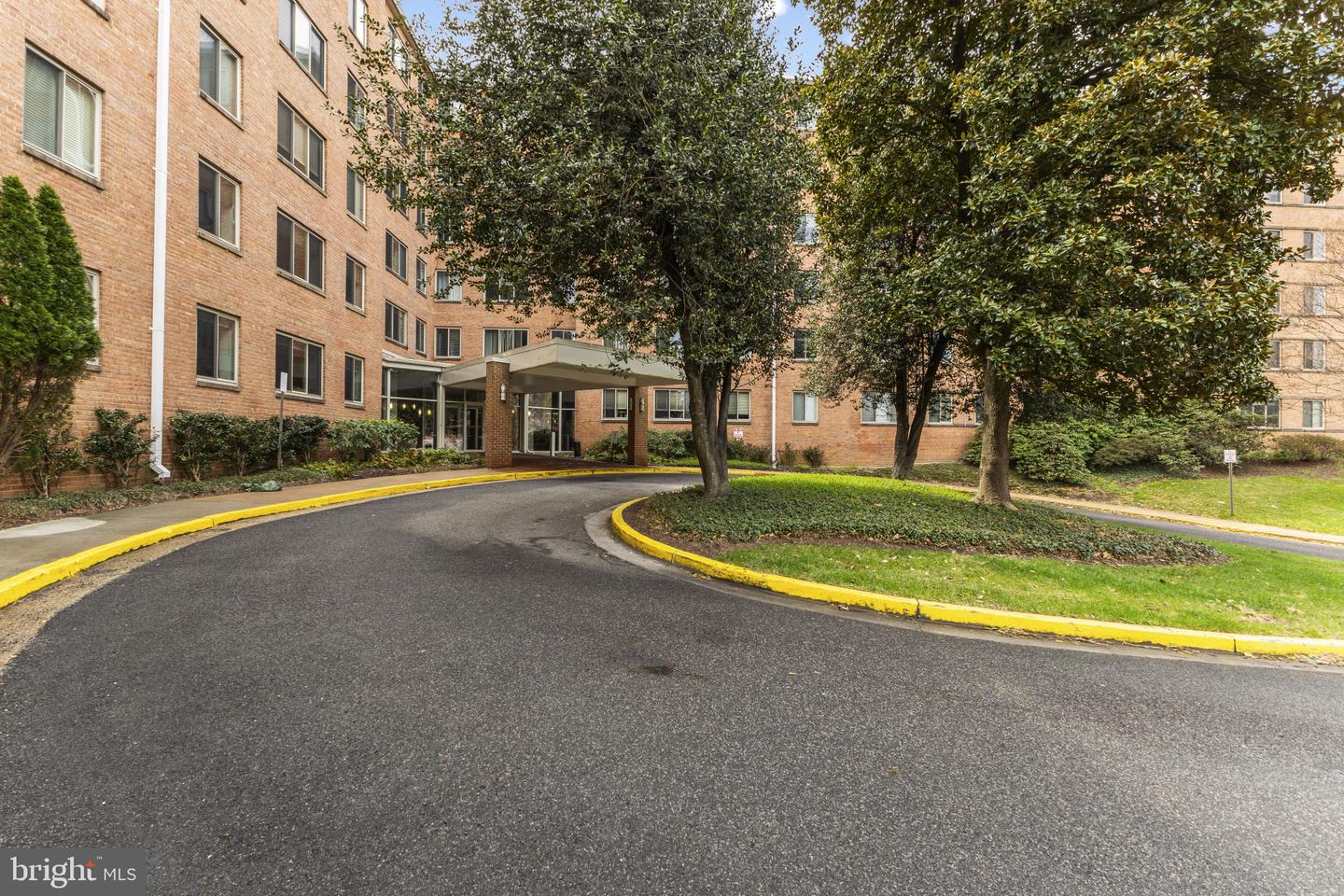 3000 Spout Run Parkway #d512