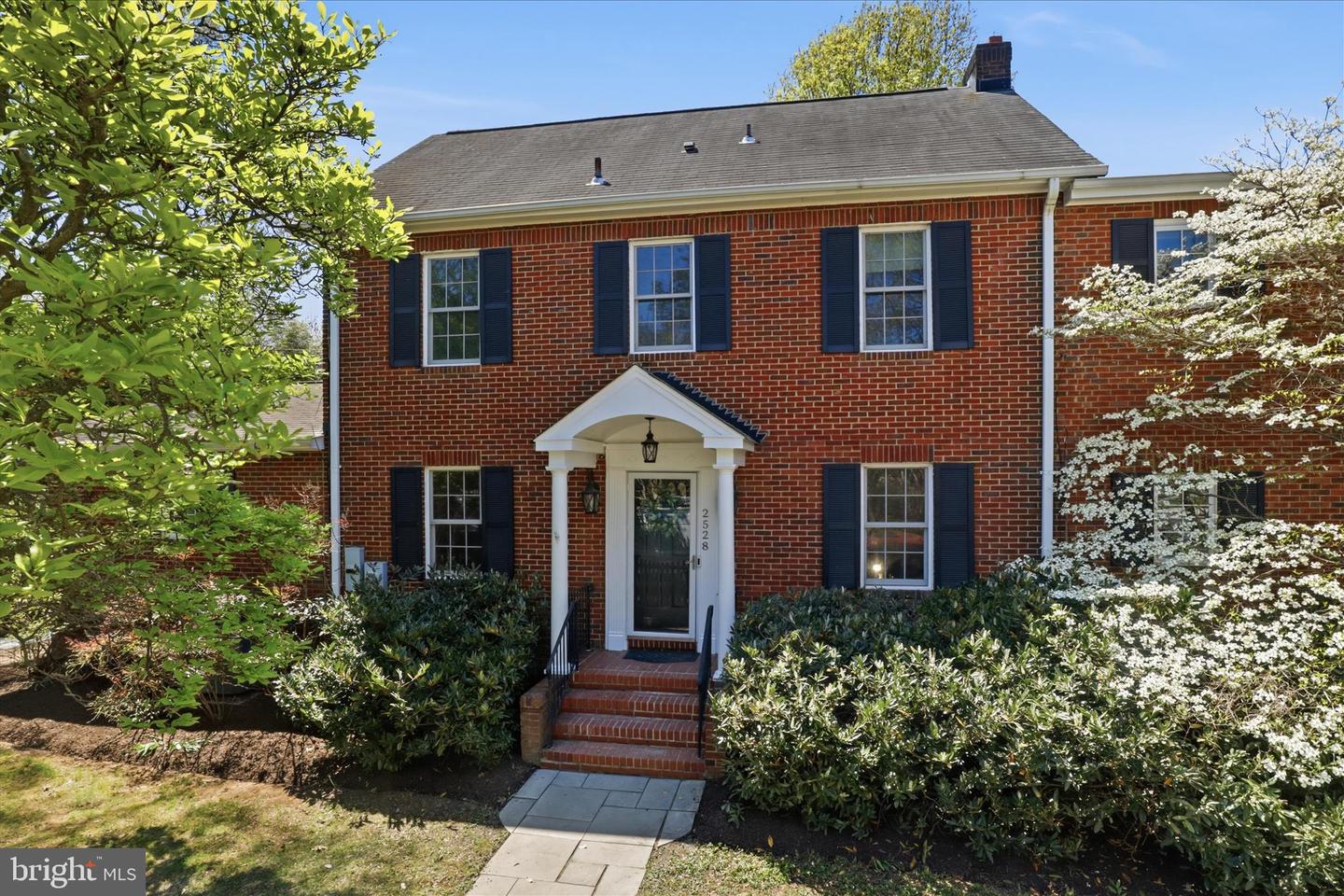 2528 N Buchanan Street N, Arlington