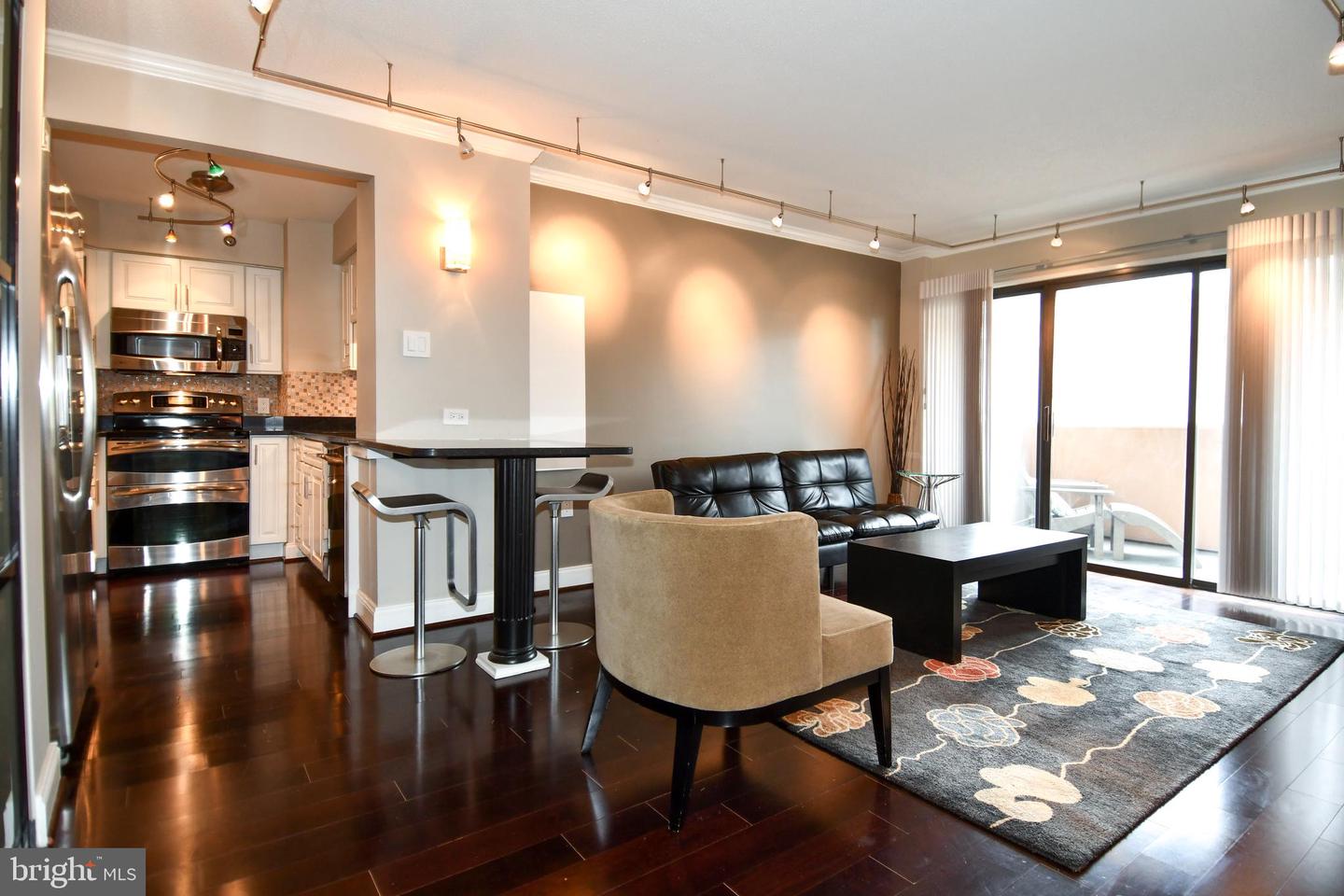 1301 N Courthouse Road #1005
