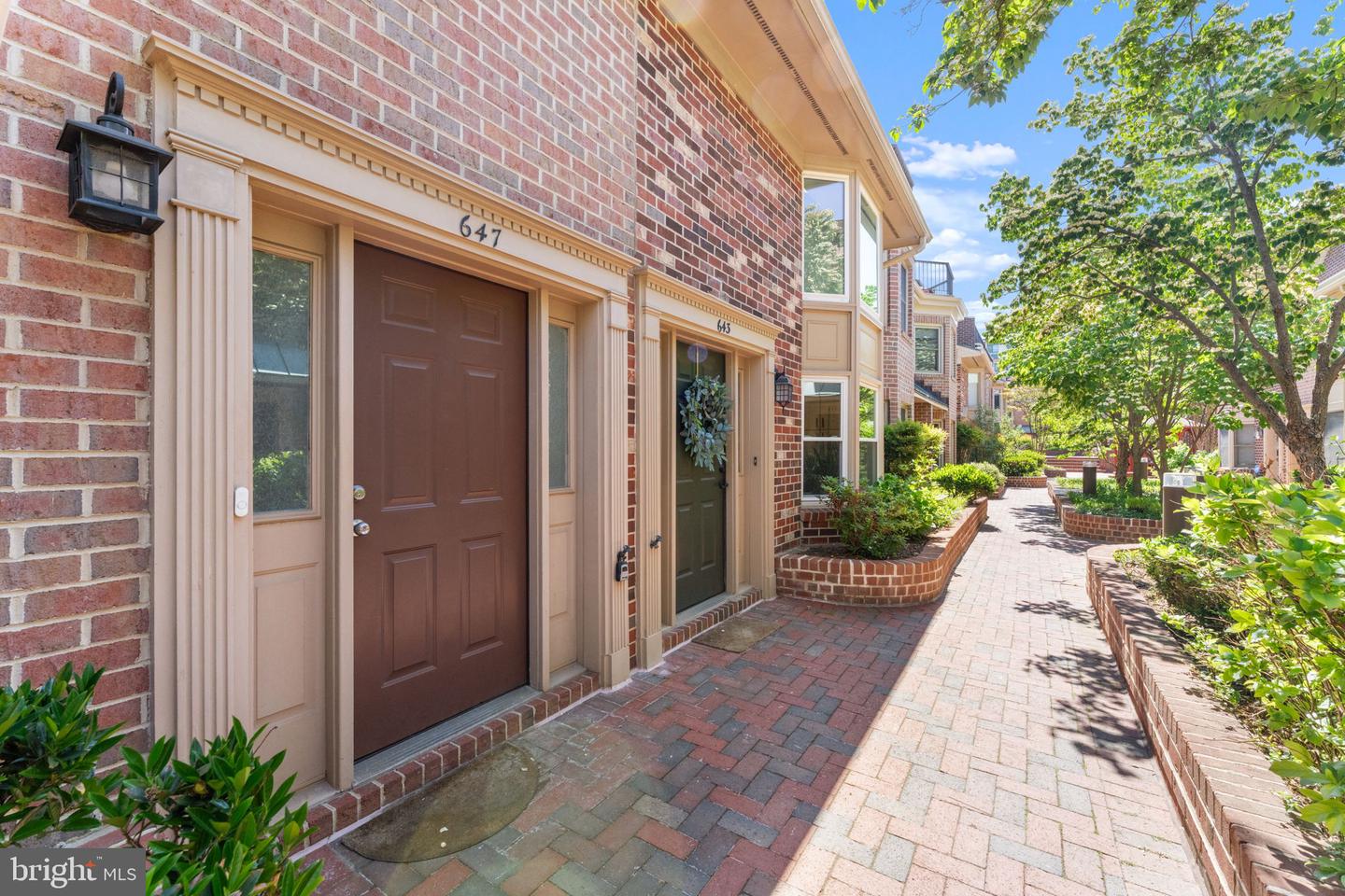 647 N Tazewell Street, Arlington