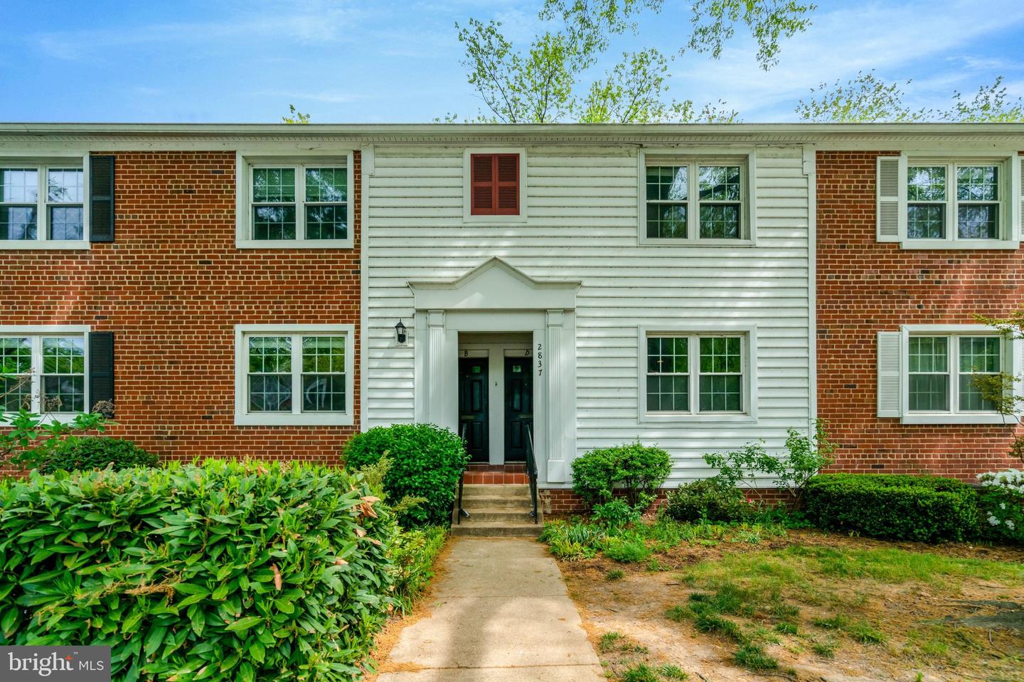 2837 S Wakefield Street S #d, Arlington