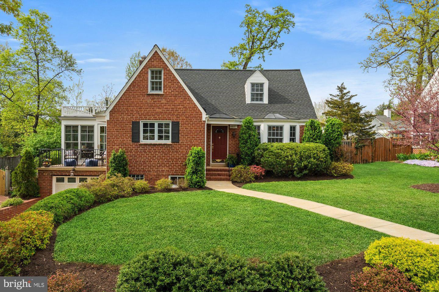 4857 Yorktown Boulevard, Arlington