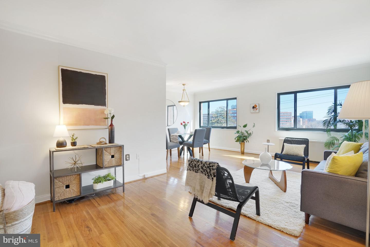 1300 S Arlington Ridge Road #718, Arlington