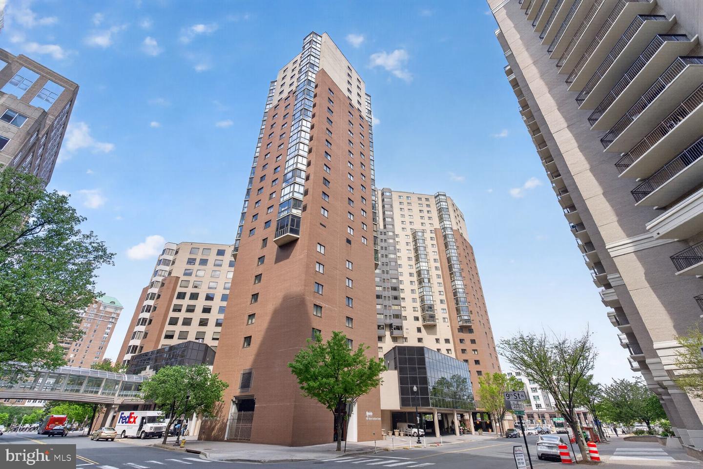 900 N Stafford Street #1107, Arlington