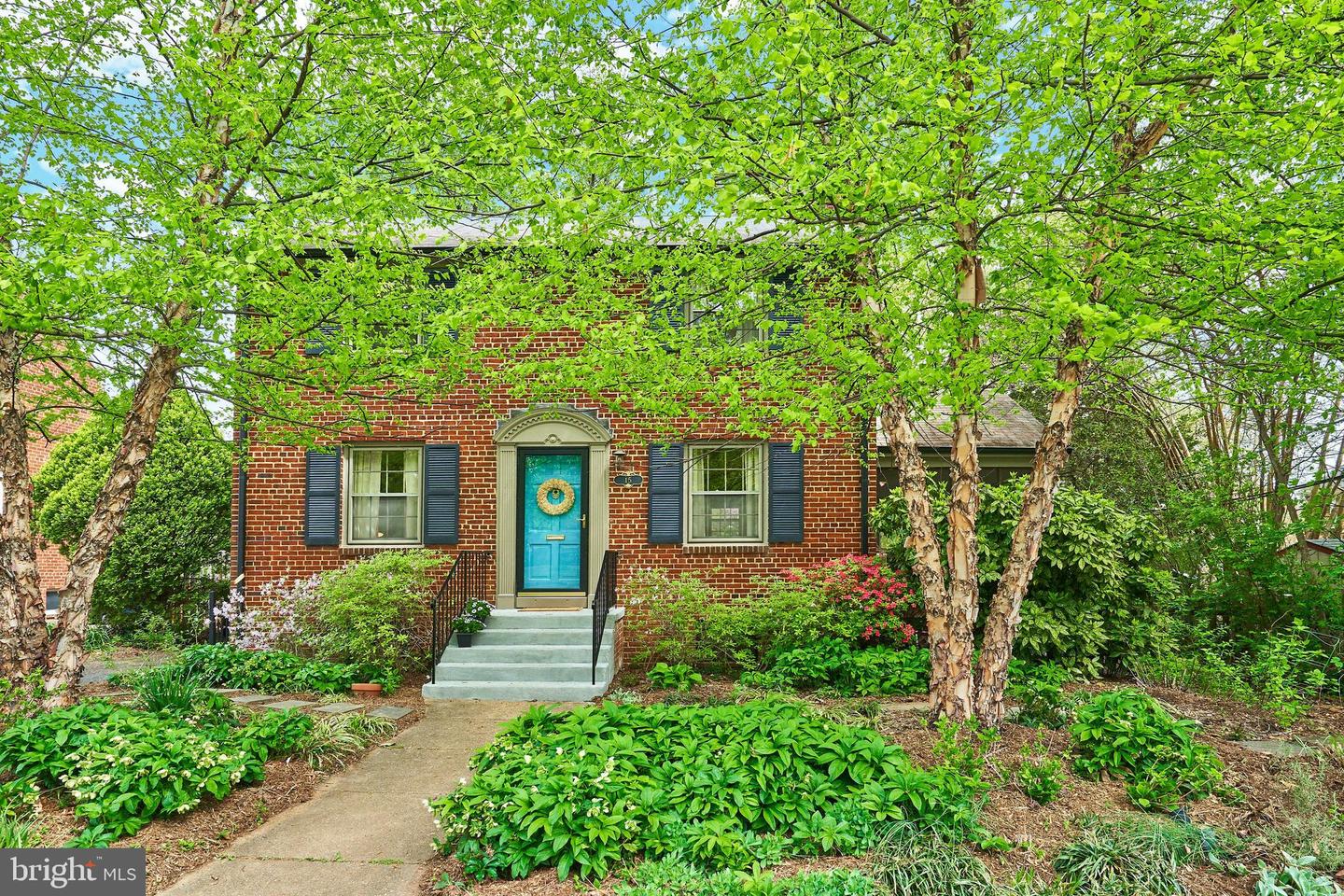 15 N Irving Street, Arlington