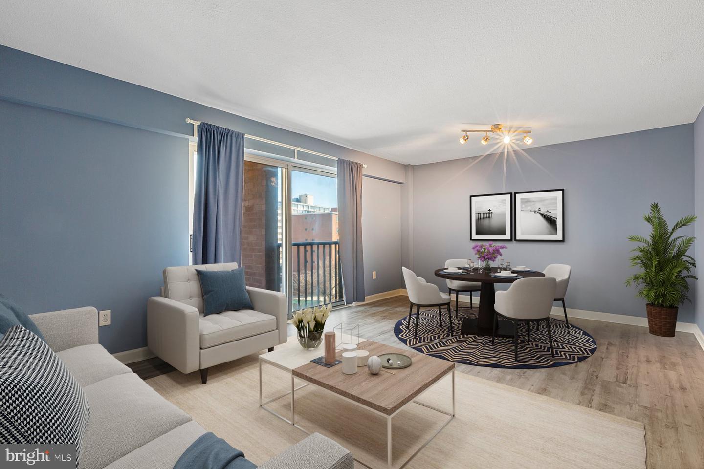 1300 Army Navy Drive #612, Arlington