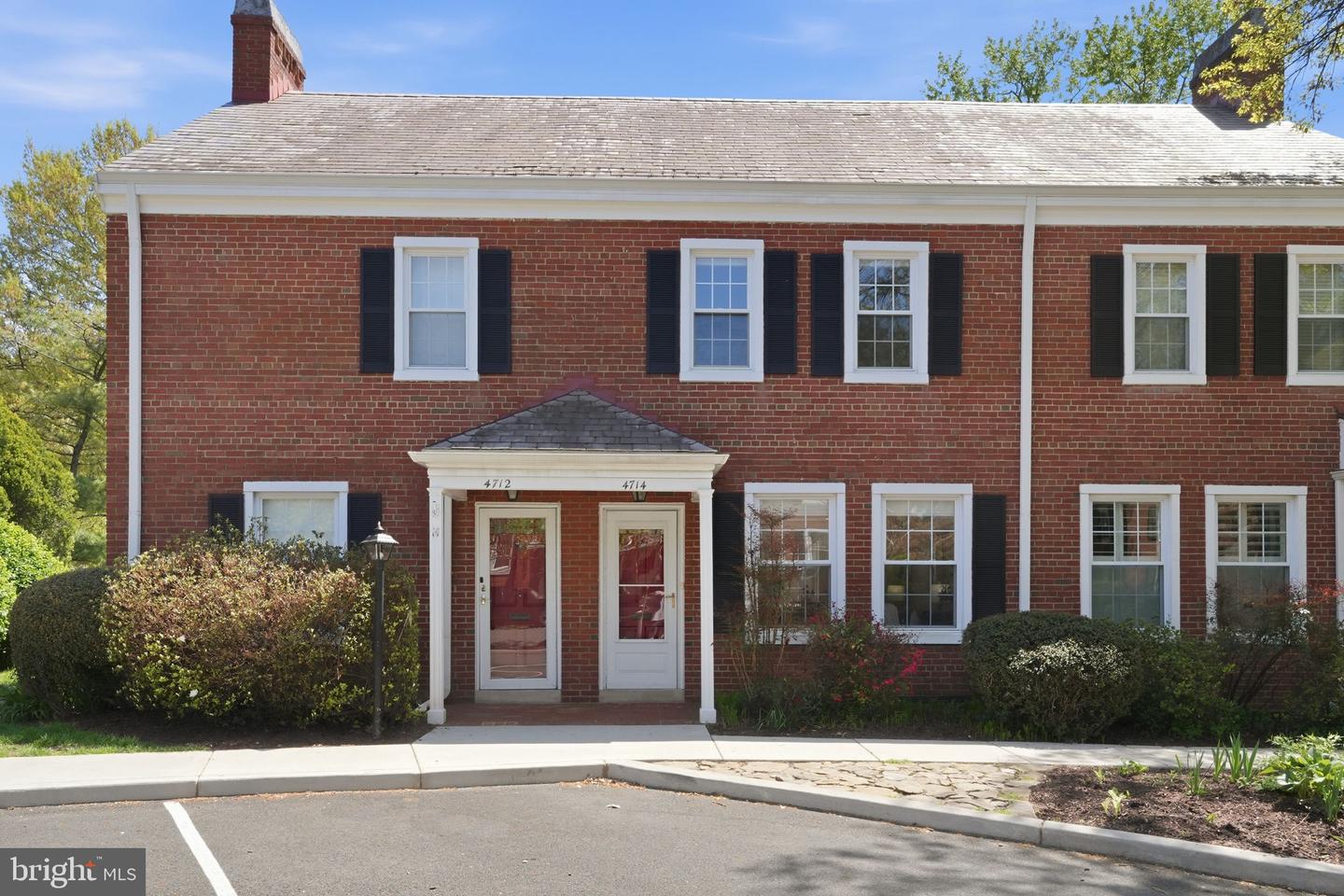 4714 30th Street S, Arlington