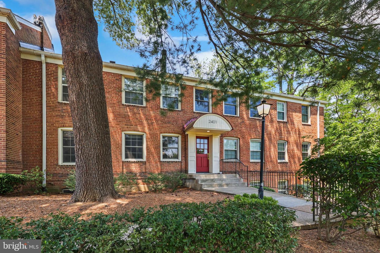 2401 Arlington Boulevard #101