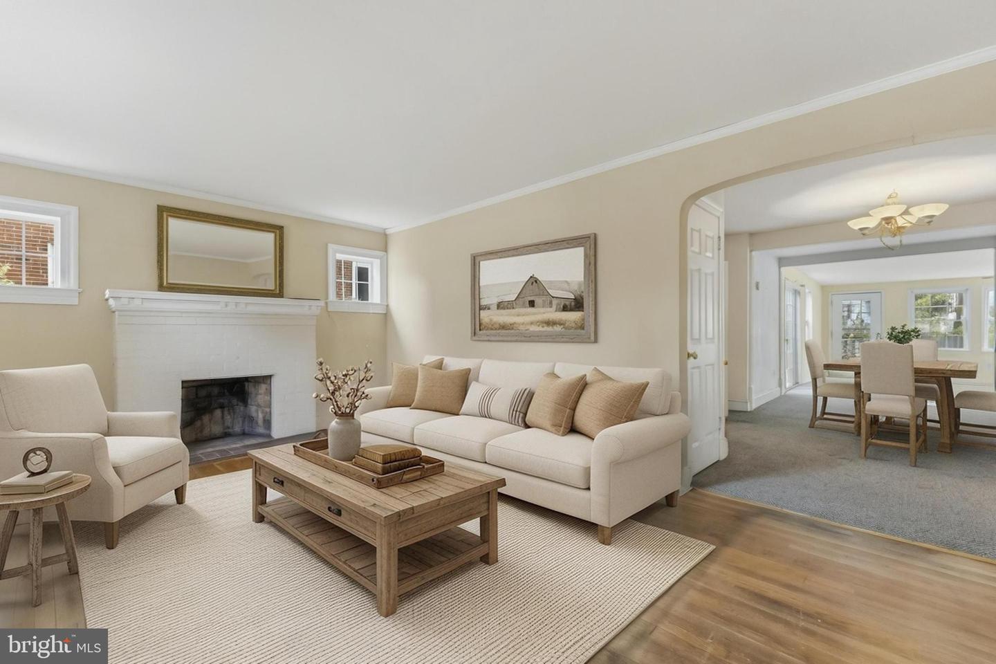 629 S Adams Street, Arlington