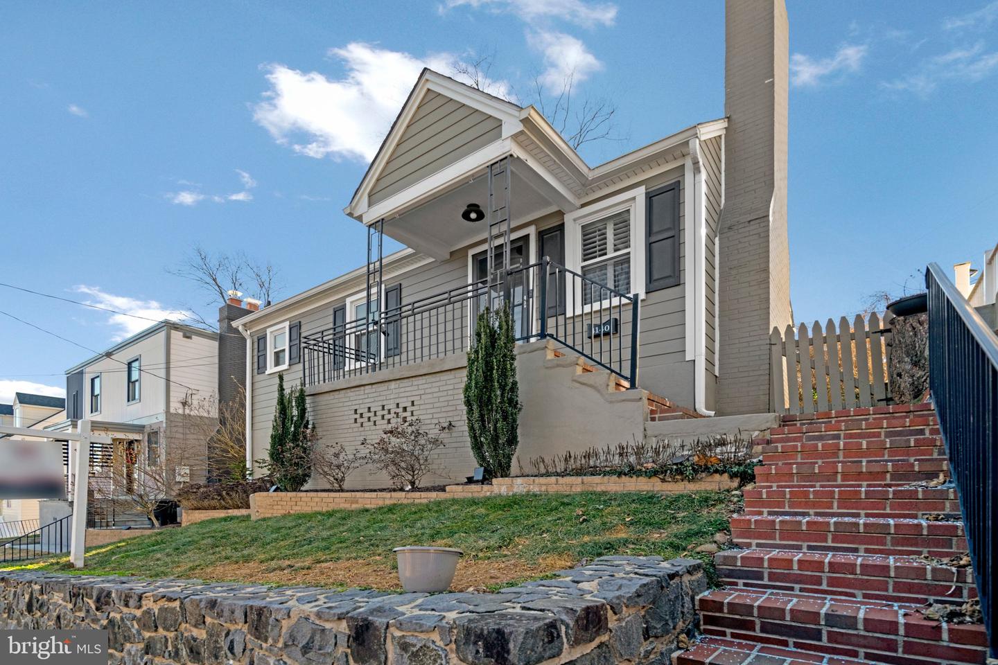 4140 21st Road N, Arlington