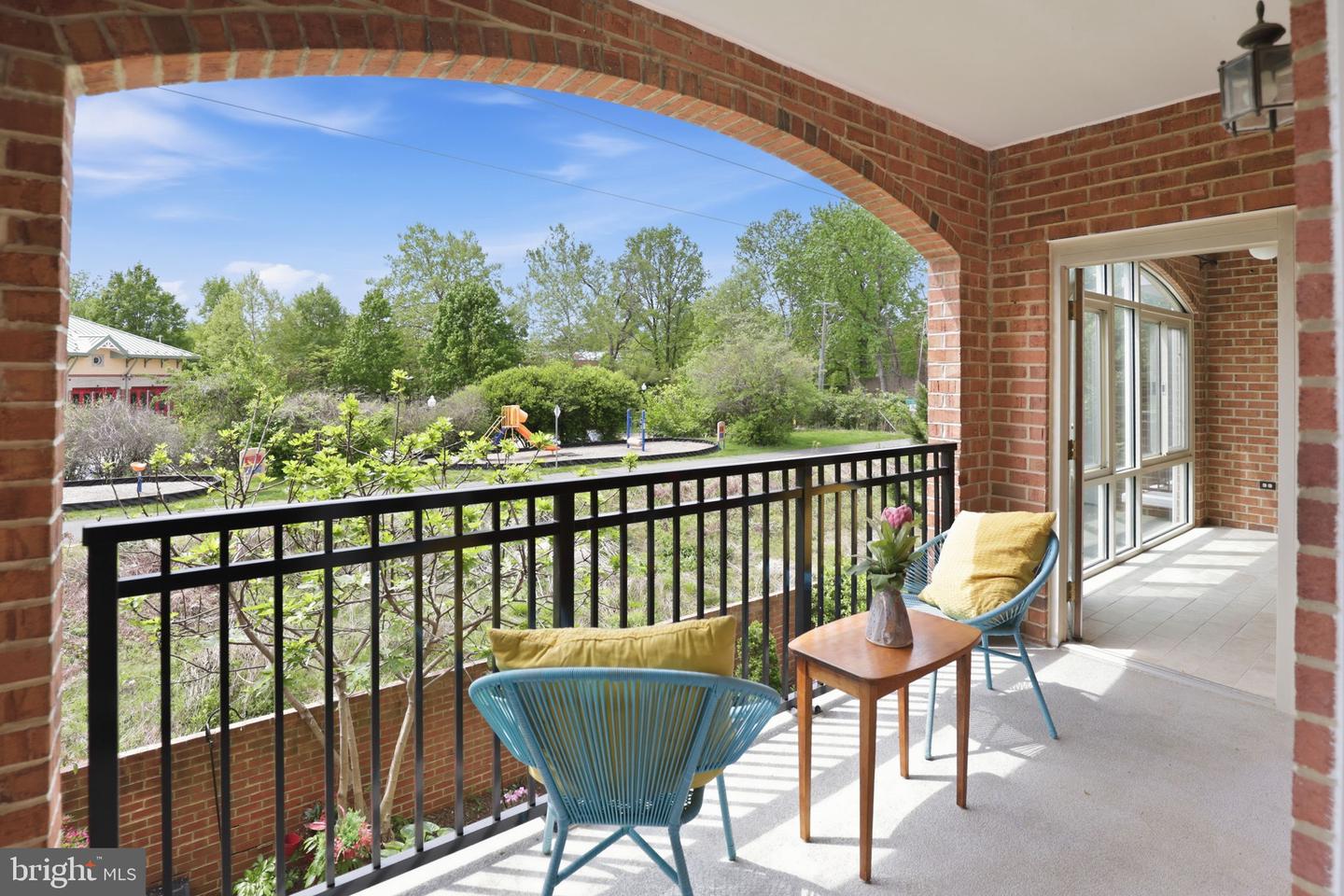 6924 Fairfax Drive #230, Arlington