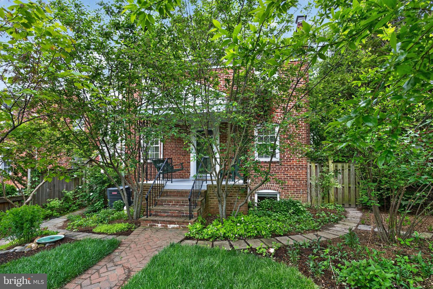 5112 26th Road N, Arlington