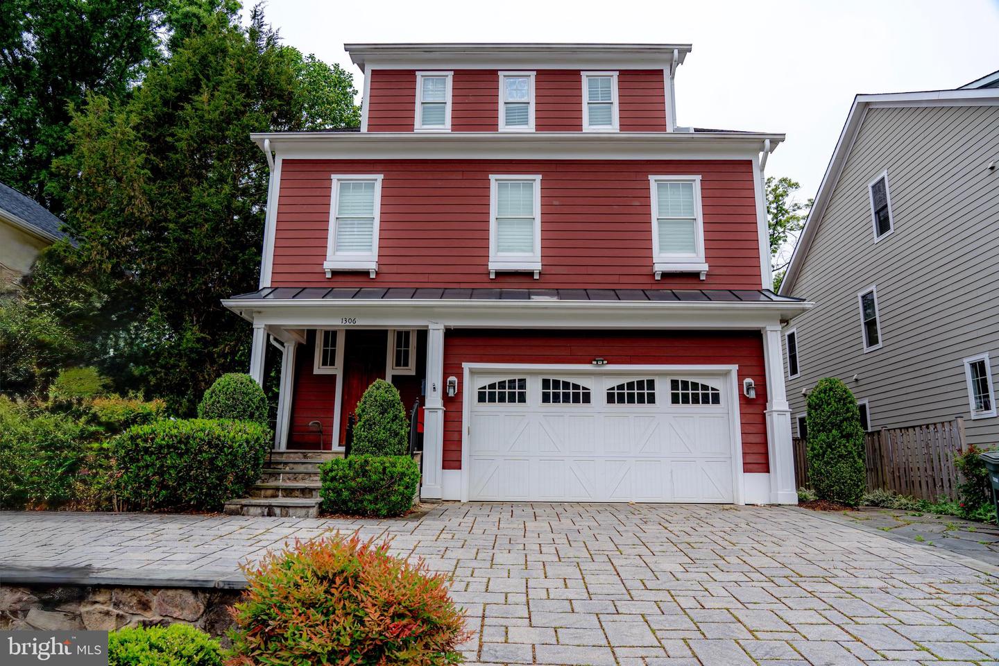 1306 N Stafford Street, Arlington