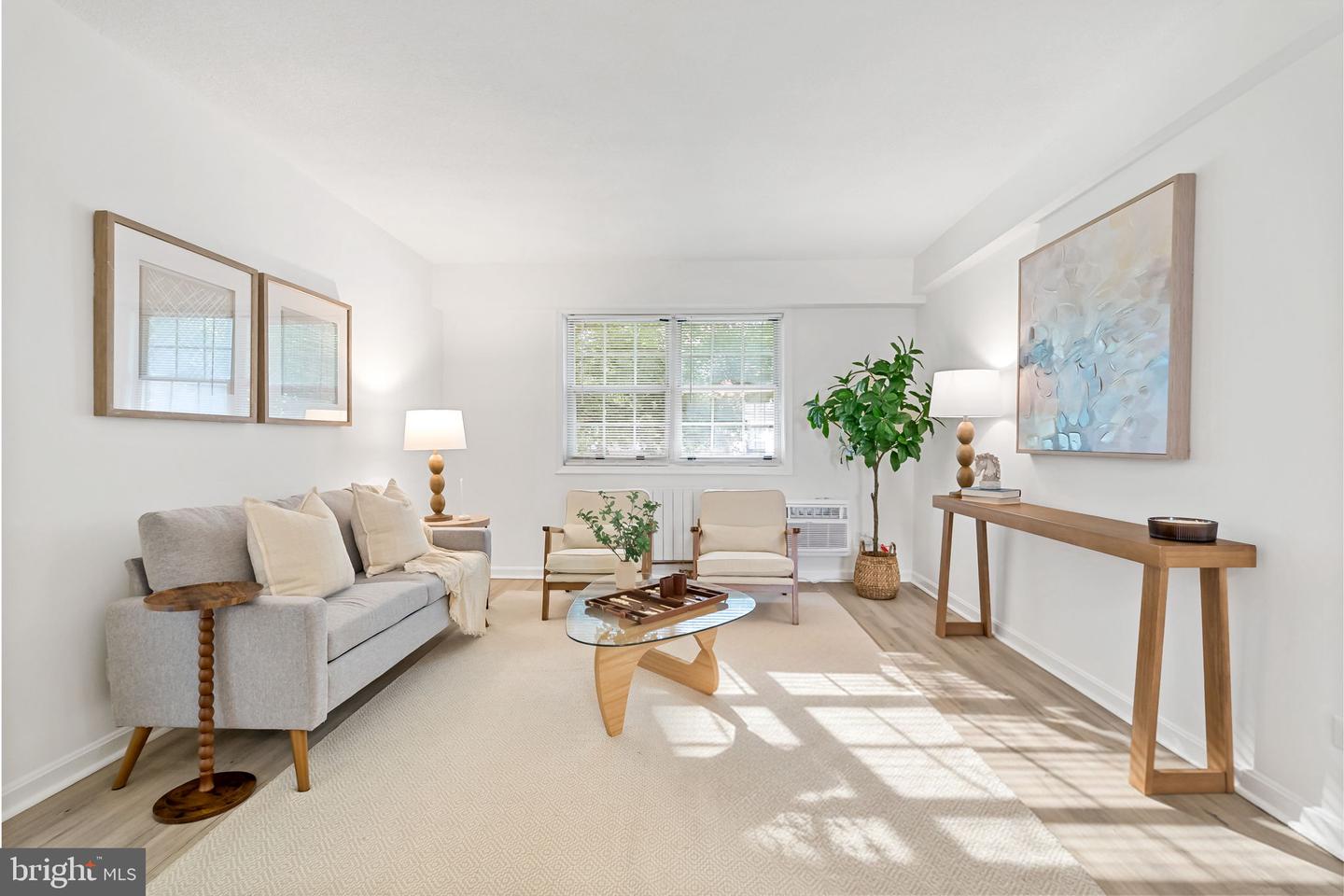 4358 N Pershing Drive #43583