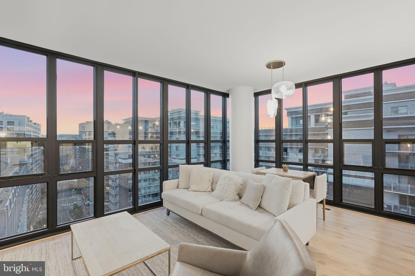 888 N Quincy Street #1901, Arlington