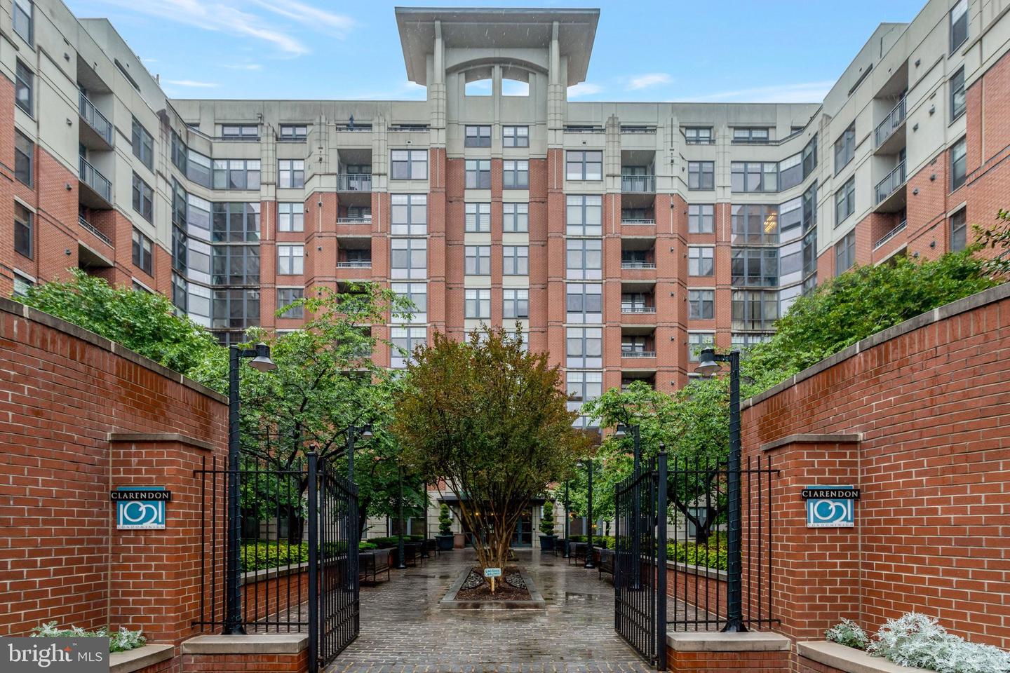 1021 N Garfield Street #315, Arlington