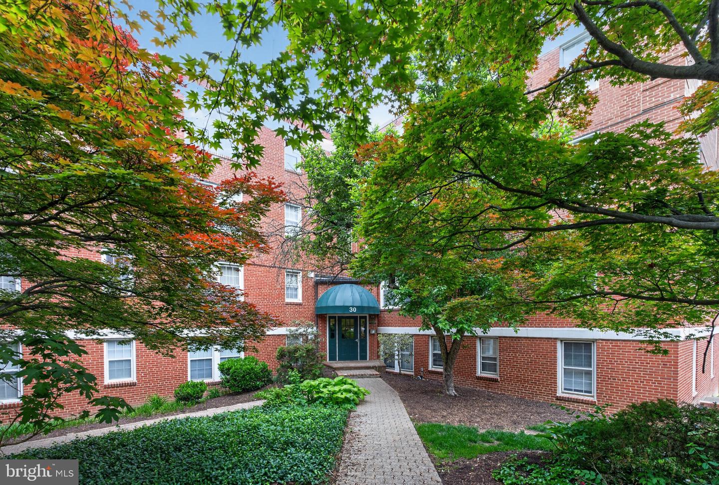 30 S Old Glebe Road #202-E, Arlington