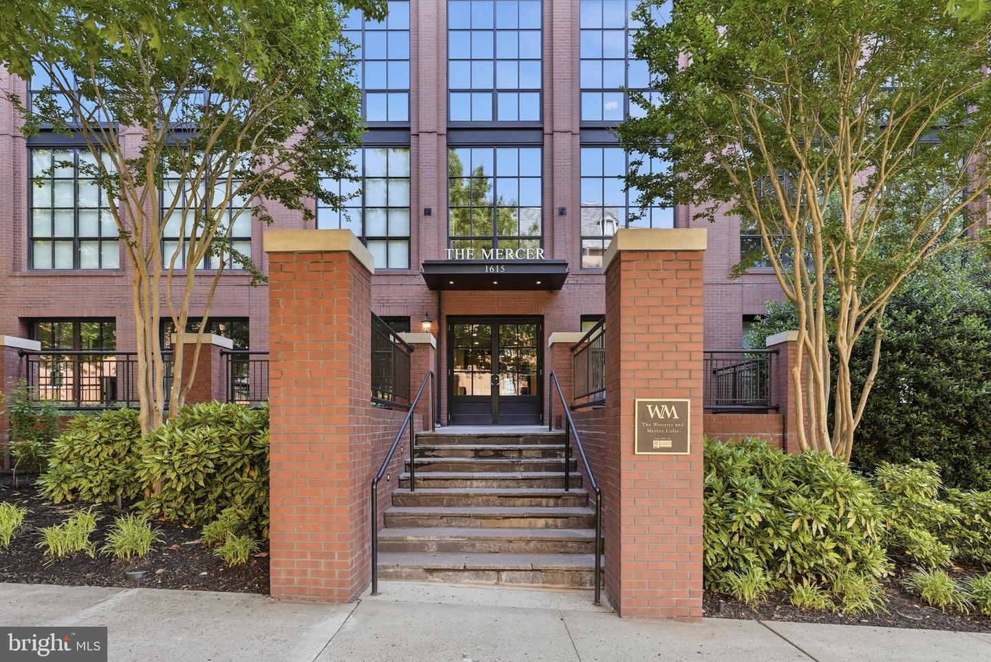 1615 N Queen Street #m304