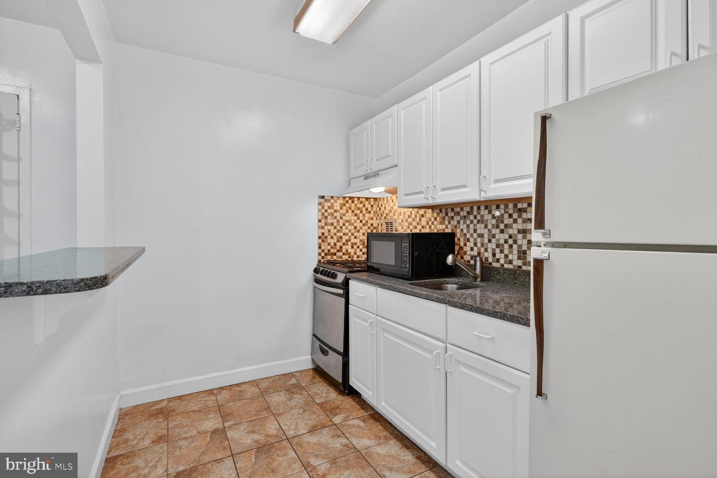 1121 Arlington Blvd # 348