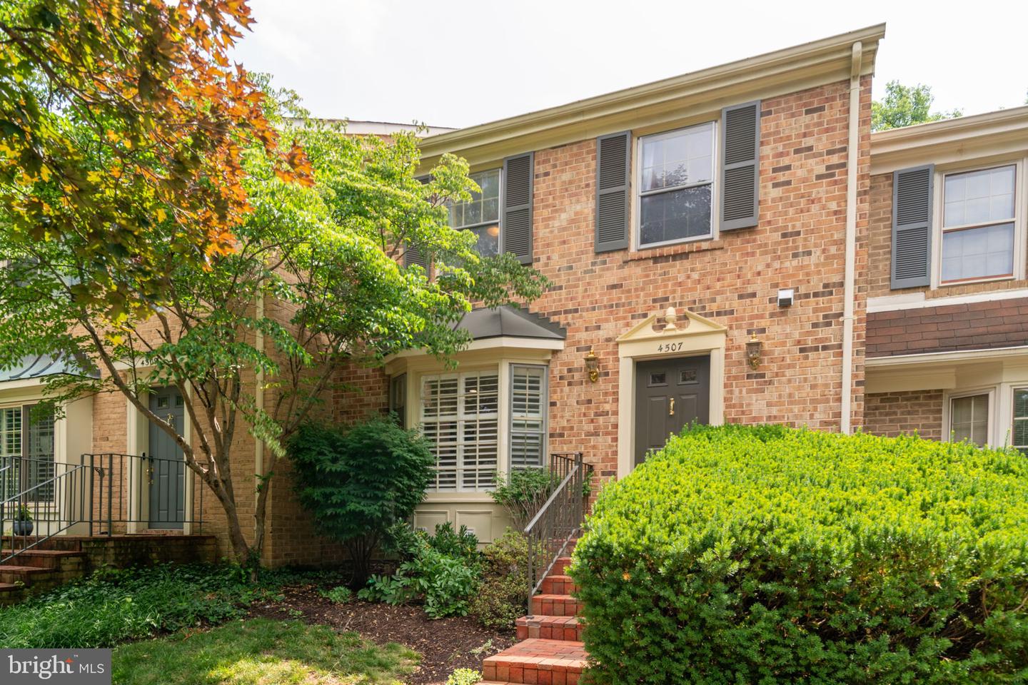 4507 4th Road N, Arlington