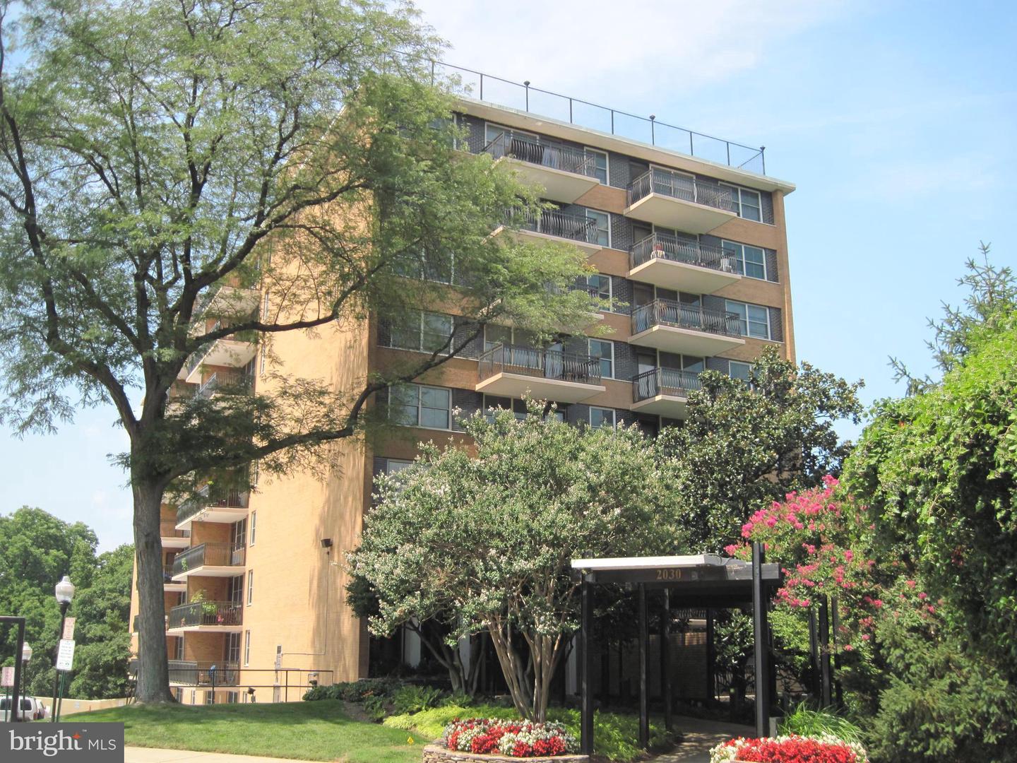 2030 N Adams Street #1008