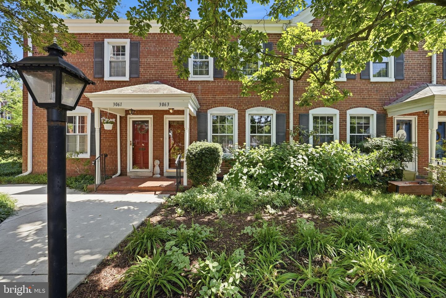 3063 S Buchanan Street, Arlington
