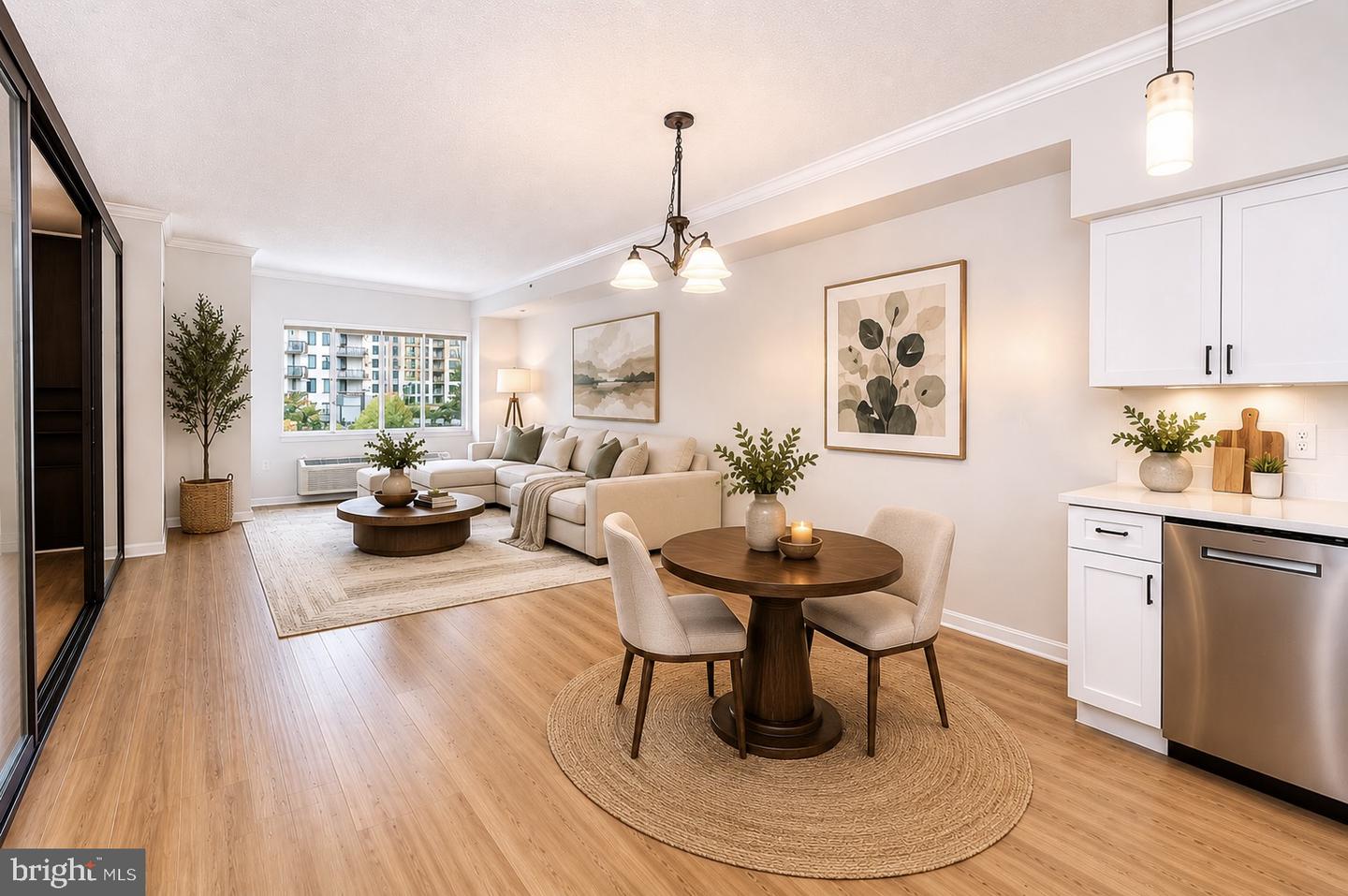 1211 S Eads Street #307, Arlington