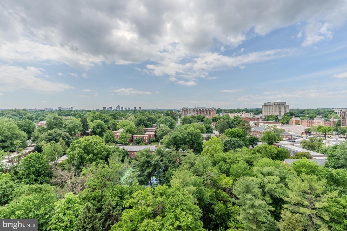 1016 S Wayne St # 910