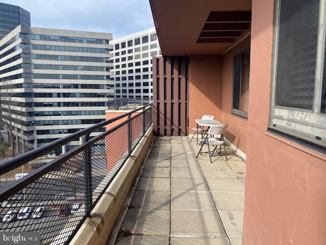 1121 Arlington Boulevard #1012