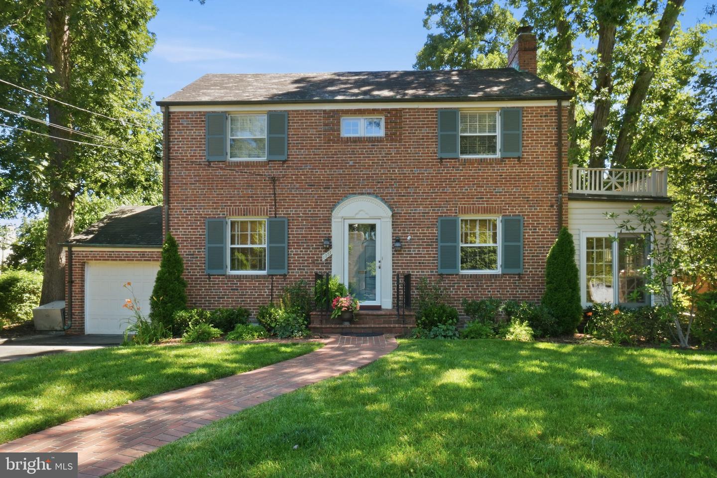 1251 S Oakcrest Road