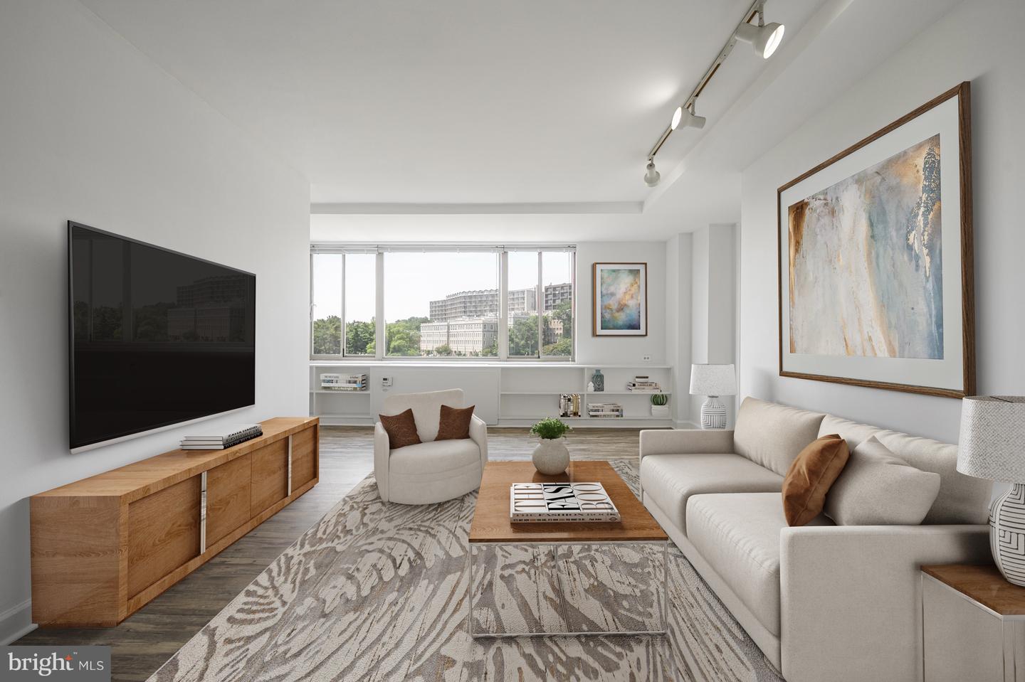 1111 Arlington Boulevard #707