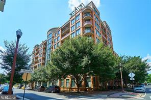 3625 10th Street N #202, Arlington