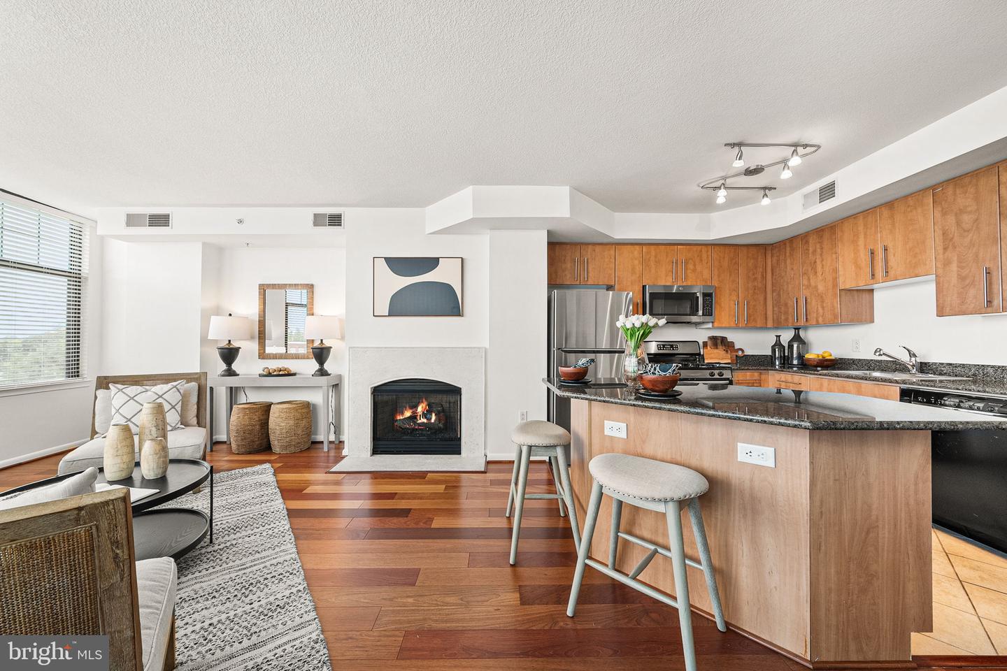 1021 N Garfield Street #637