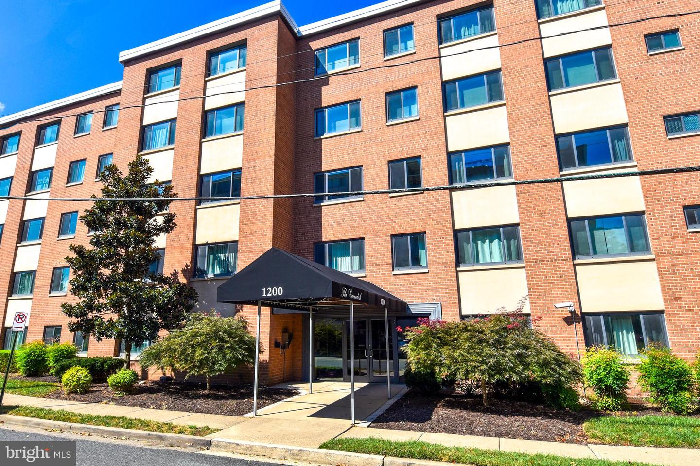 1200 S Arlington Ridge Road #704