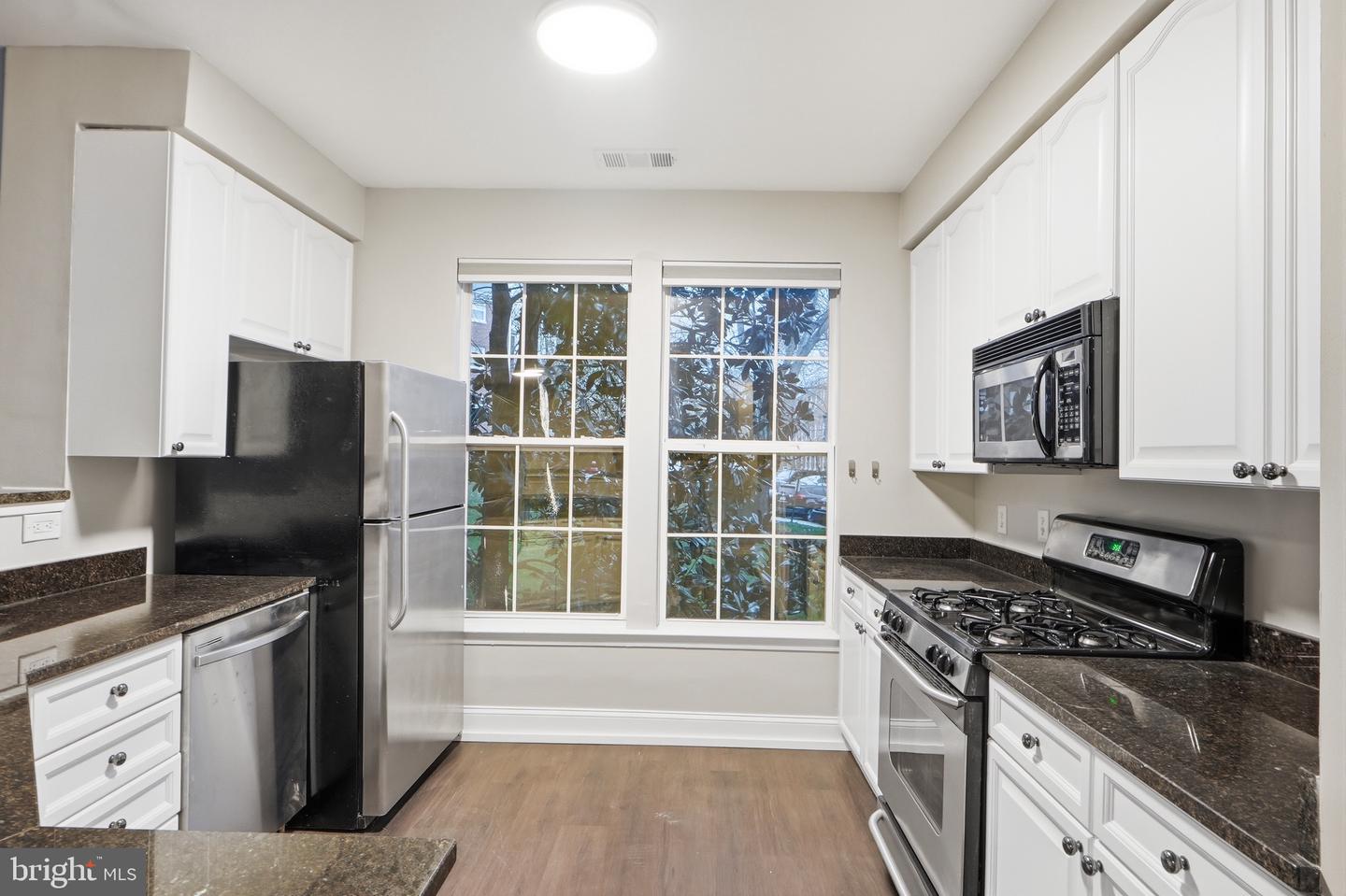 801 S Greenbrier Street #113