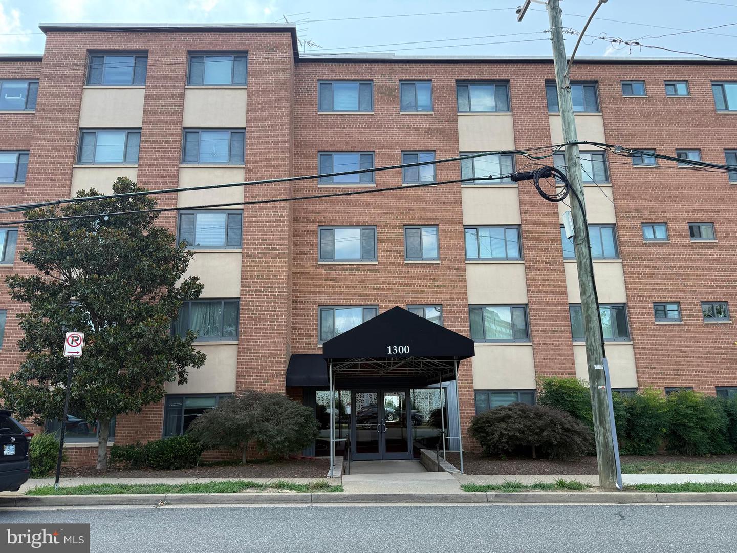 1300 S Arlington Ridge Road #512