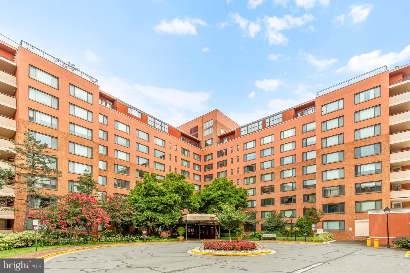 1021 Arlington Boulevard #446, Arlington