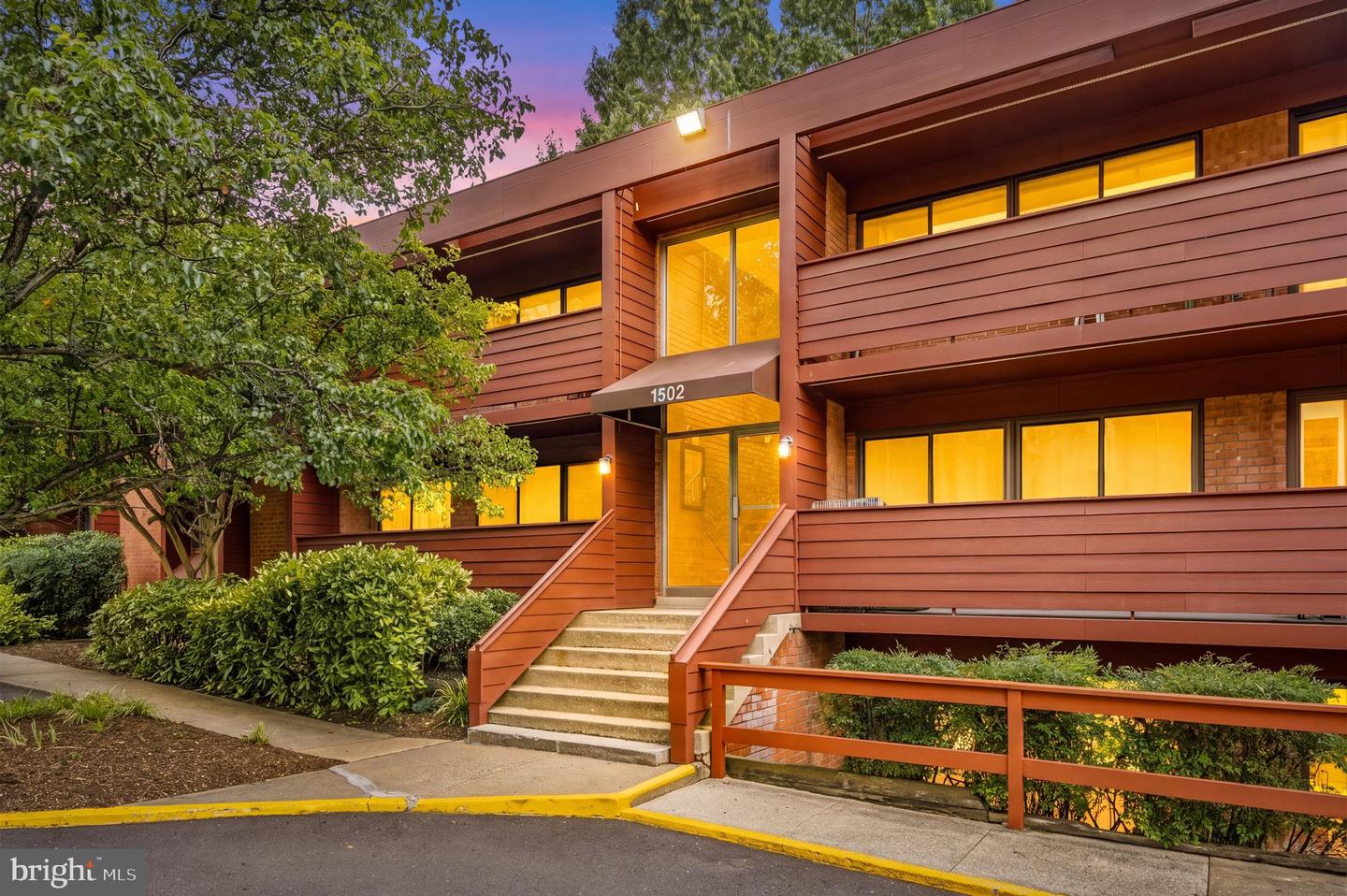1502 S George Mason Drive #2